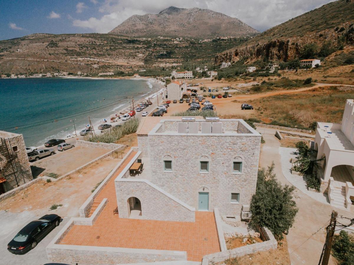 George Seafront Suites Néon Oítilon Exterior foto